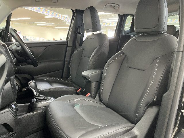 JEEP RENEGADE 2024 Image 31