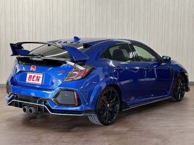 HONDA CIVIC HATCHBACK 2018 Image 31