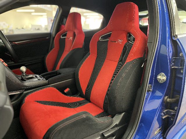 HONDA CIVIC HATCHBACK 2018 Image 31