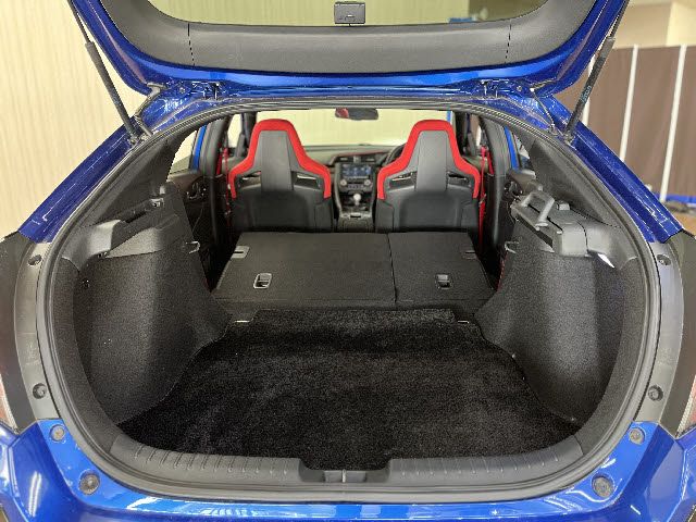 HONDA CIVIC HATCHBACK 2018 Image 31