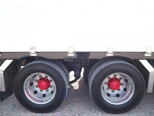 MITSUBISHI FUSOU SUPER GREAT 2015 Image 31