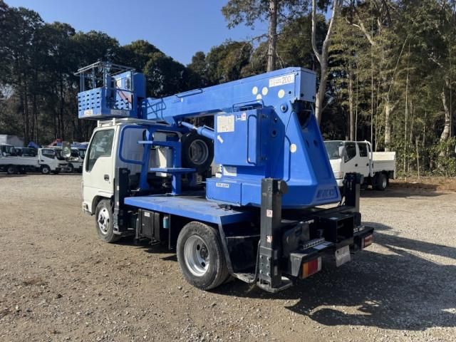 ISUZU ELF 2012 Image 31