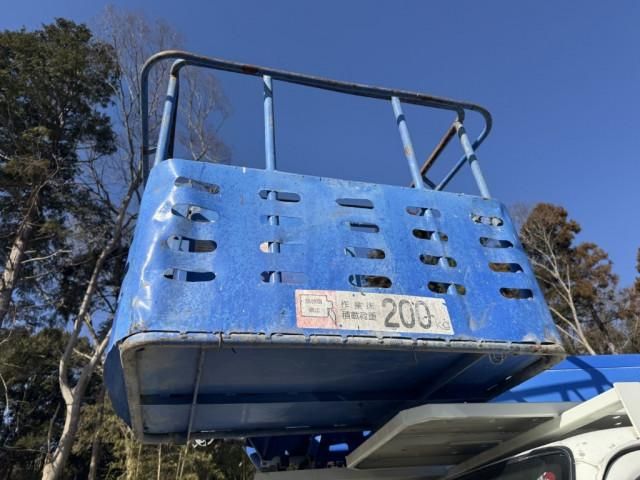 ISUZU ELF 2012 Image 31