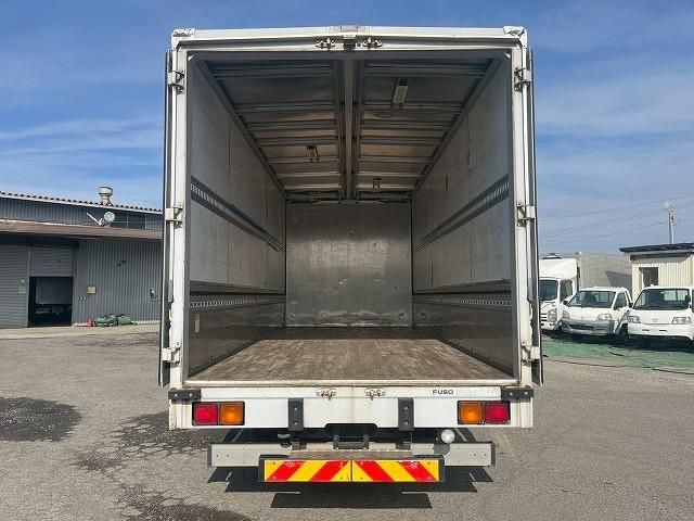 MITSUBISHI FUSOU FIGHTER 2015 Image 31