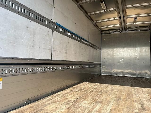 MITSUBISHI FUSOU FIGHTER 2015 Image 31