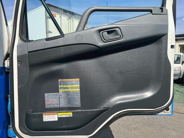 MITSUBISHI FUSOU FIGHTER 2015 Image 31