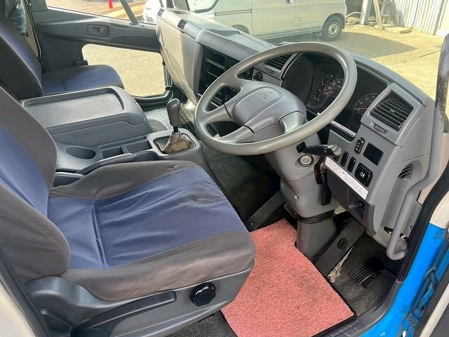 MITSUBISHI FUSOU FIGHTER 2015 Image 31