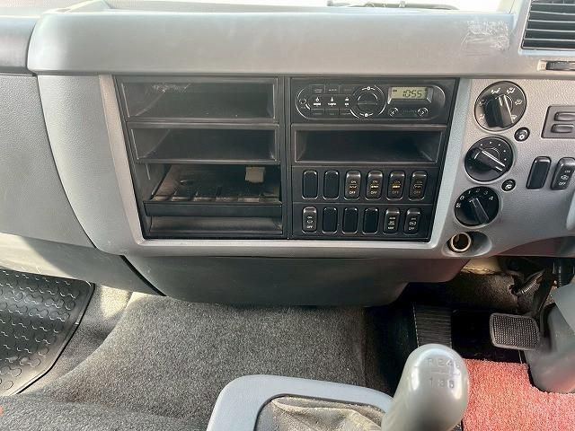 MITSUBISHI FUSOU FIGHTER 2015 Image 31