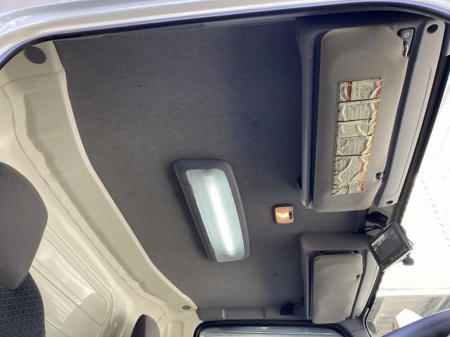 ISUZU ELF 2019 Image 31