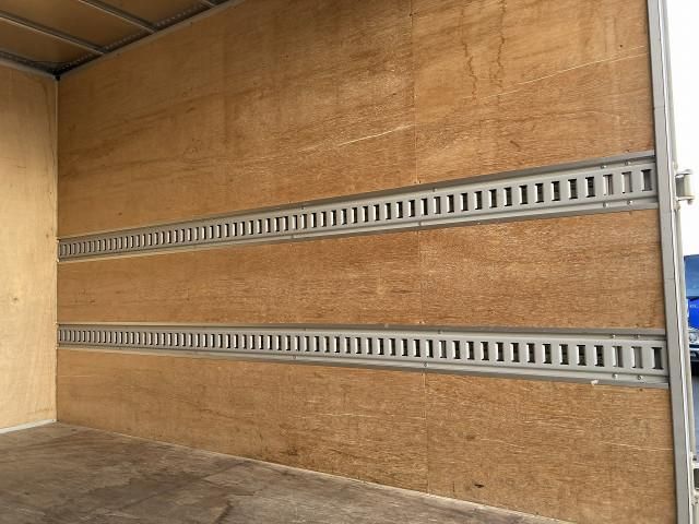 TOYOTA DYNA 2013 Image 31