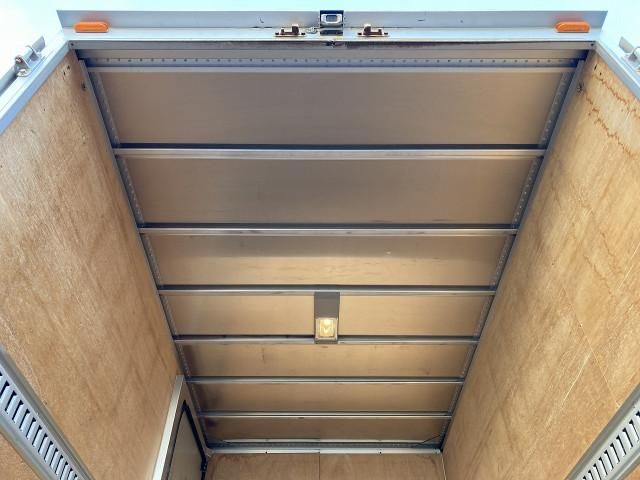 TOYOTA DYNA 2013 Image 31