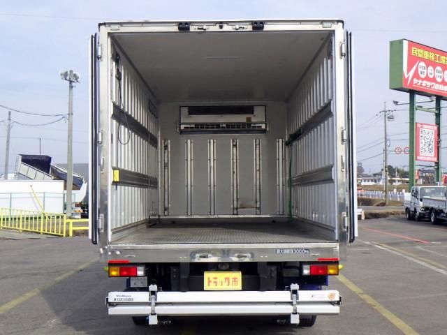 MITSUBISHI CANTER 2023 Image 31