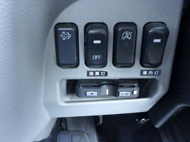 MITSUBISHI CANTER 2023 Image 31