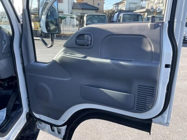 ISUZU ELF 2018 Image 31