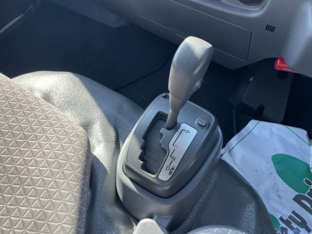 ISUZU ELF 2018 Image 31