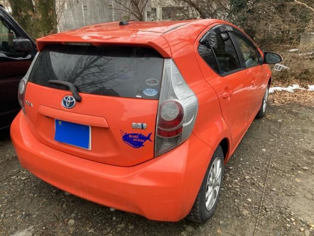 TOYOTA AQUA 2012 Image 31