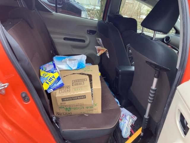 TOYOTA AQUA 2012 Image 31