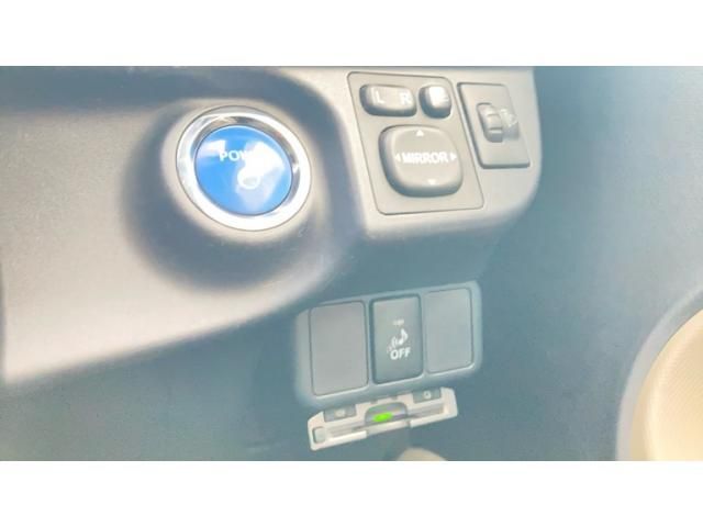 TOYOTA AQUA 2012 Image 31