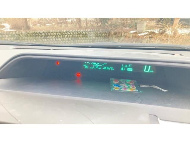 TOYOTA AQUA 2012 Image 31