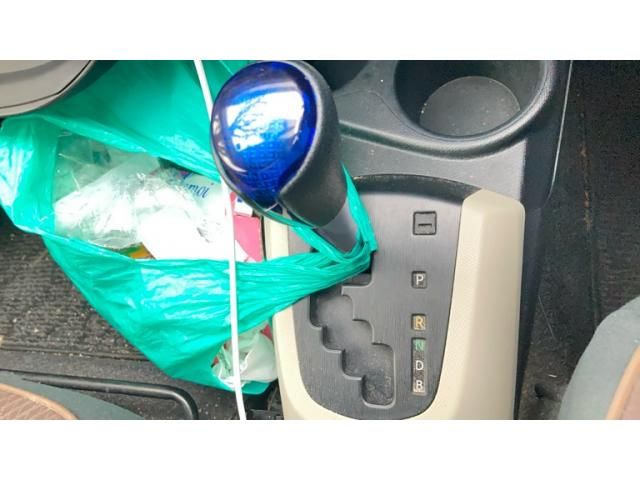 TOYOTA AQUA 2012 Image 31