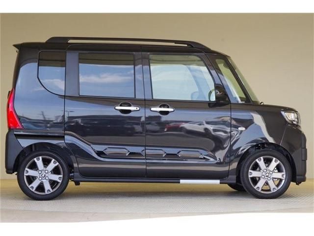 DAIHATSU TANTO FAN CROSS 2024 Image 31