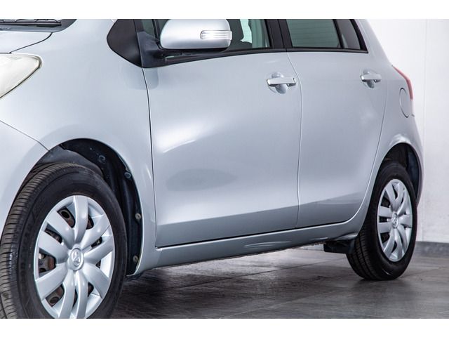 TOYOTA VITZ 2010 Image 31