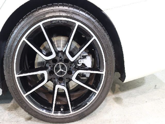 MERCEDES BENZ MERCEDES AMG C CLASS 2016 Image 31