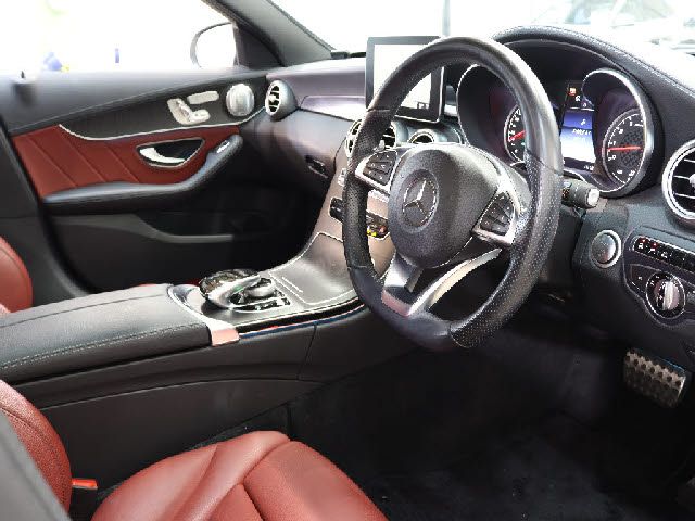 MERCEDES BENZ MERCEDES AMG C CLASS 2016 Image 31