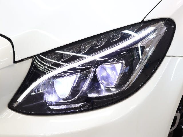 MERCEDES BENZ MERCEDES AMG C CLASS 2016 Image 31