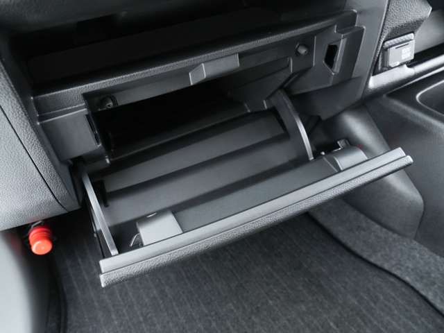 NISSAN NV150 AD 4WD 2020 Image 31