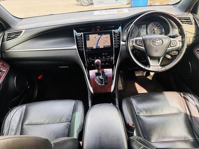 TOYOTA HARRIER HYBRID 2014 Image 31