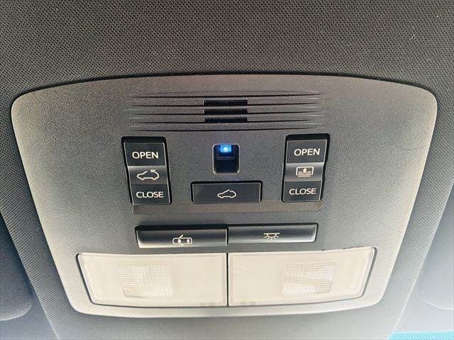 TOYOTA HARRIER HYBRID 2014 Image 31