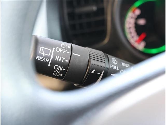 HONDA N BOX 2017 Image 31