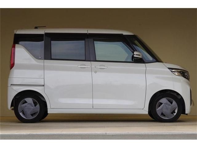 NISSAN ROOX 2023 Image 31