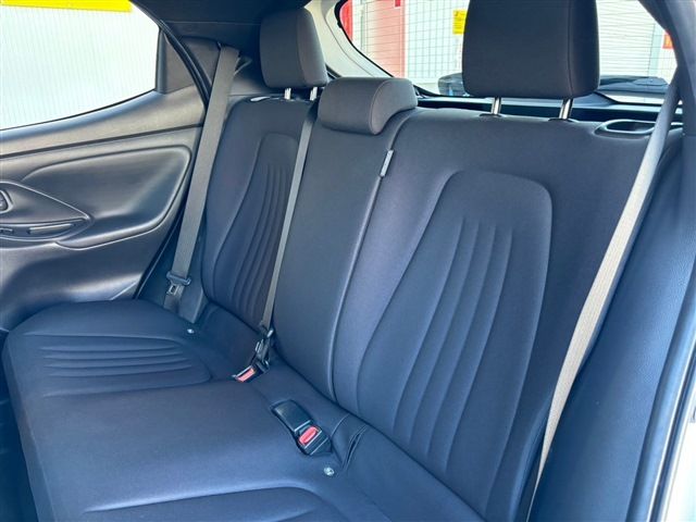 TOYOTA YARIS HYBRID 2021 Image 31