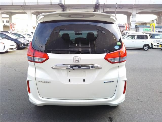 HONDA FREED HYBRID 2017 Image 31
