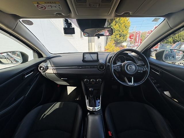 MAZDA DEMIO 2016 Image 31