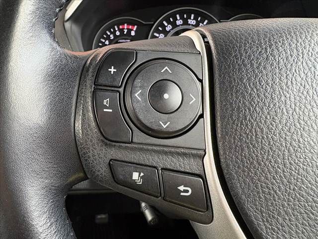 TOYOTA VOXY 2017 Image 31