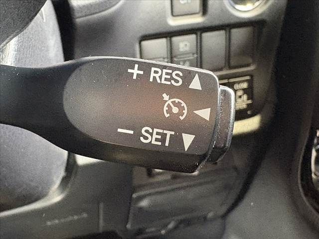 TOYOTA VOXY 2017 Image 31