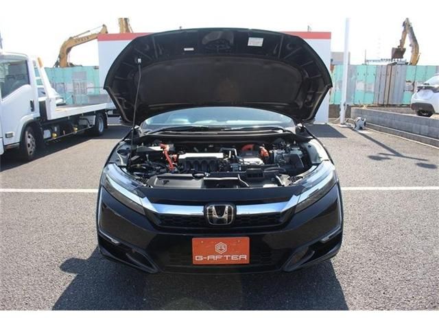 HONDA CLARITY PHEV 2018 Image 31