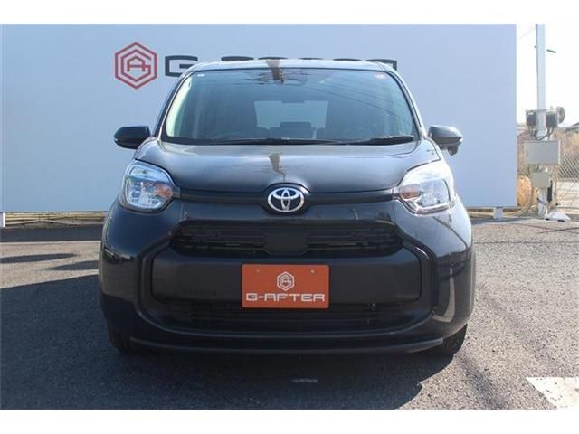 TOYOTA SIENTA HYBRID 2023 Image 31