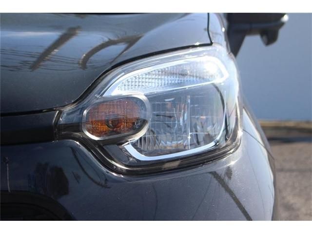 TOYOTA SIENTA HYBRID 2023 Image 31