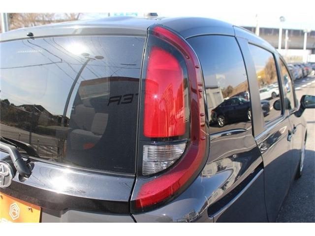 TOYOTA SIENTA HYBRID 2023 Image 31