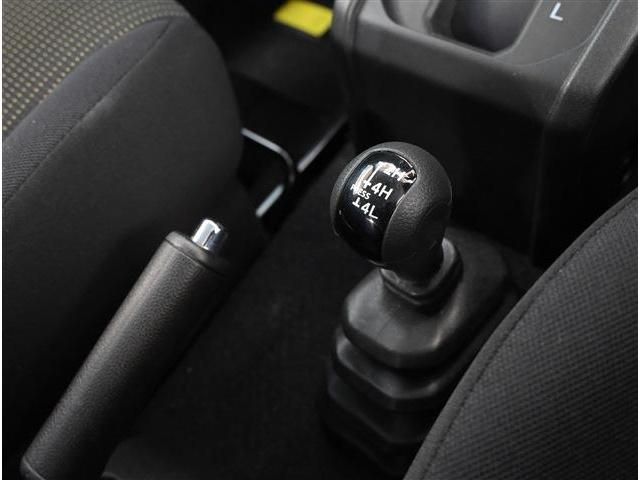 SUZUKI JIMNY NOMADE 2025 Image 31