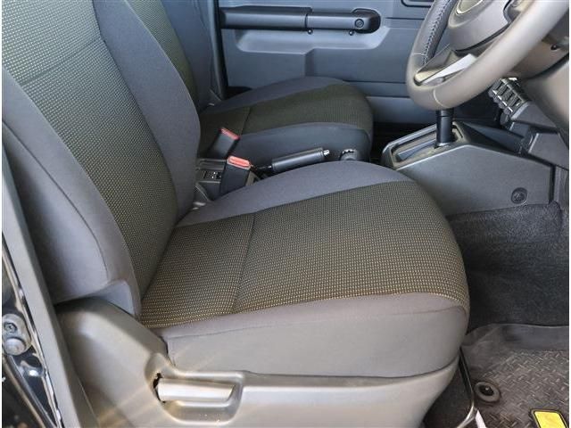 SUZUKI JIMNY NOMADE 2025 Image 31