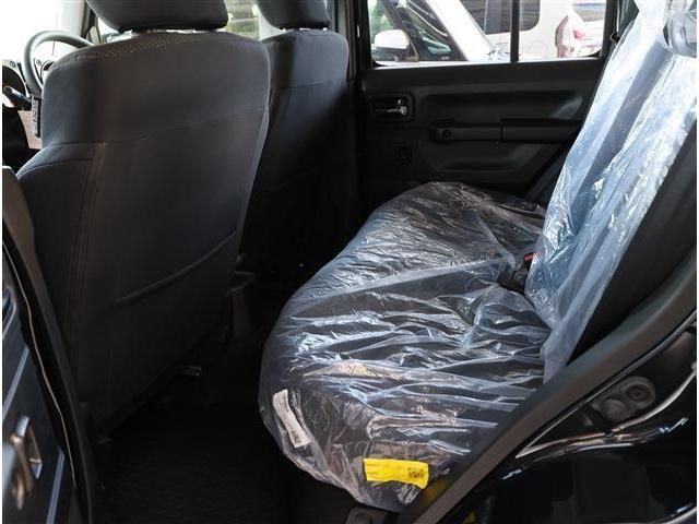 SUZUKI JIMNY NOMADE 2025 Image 31