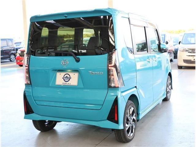 DAIHATSU TANTO CUSTOM 2023 Image 31