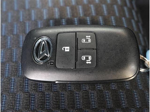 DAIHATSU TANTO CUSTOM 2023 Image 31