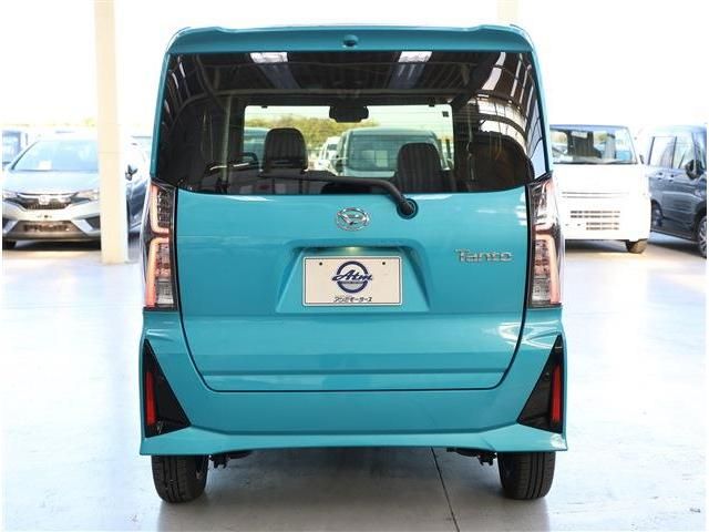 DAIHATSU TANTO CUSTOM 2023 Image 31
