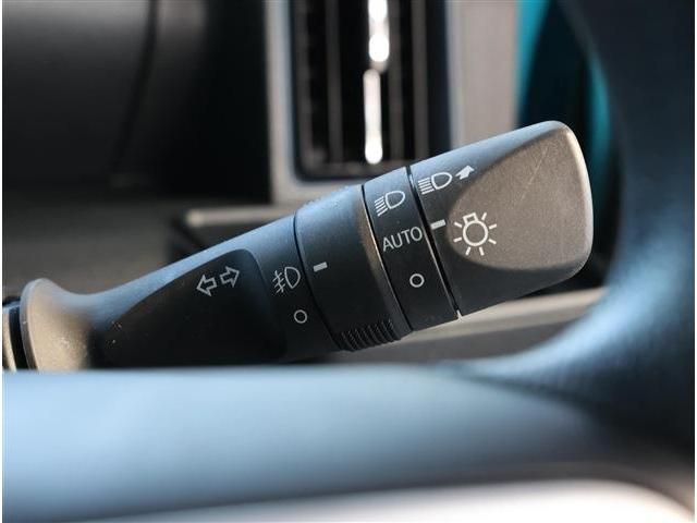 DAIHATSU TANTO CUSTOM 2023 Image 31